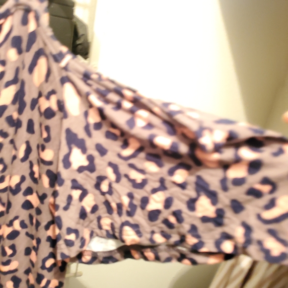 Women's LARACE Cold Shoulder Tops with Spaghetti Straps-Tunic Shirt (Size 2X) - Picture 9 of 9